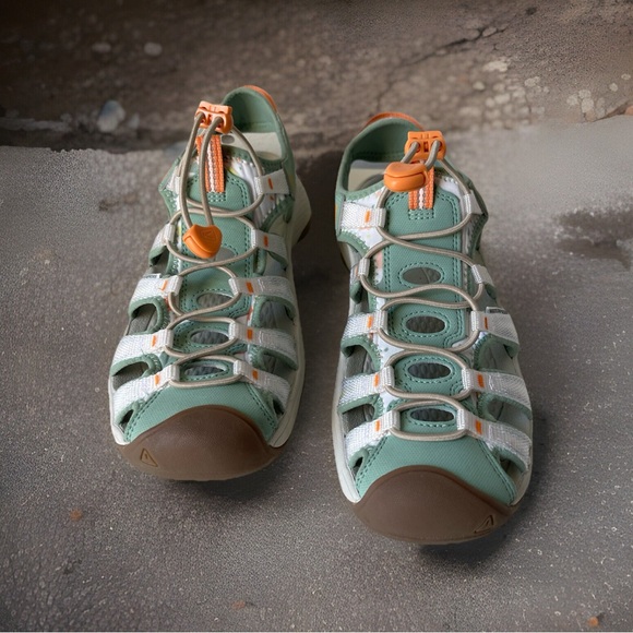 Women's Keen Astoria West Sandals - US Women’s Size 9 - Picture 2 of 13